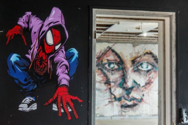 Jinks Kunst au Collège Fou Fou Fou le 14 avril 2025