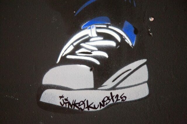 Jinks Kunst au Collège Fou Fou Fou le 14 avril 2025